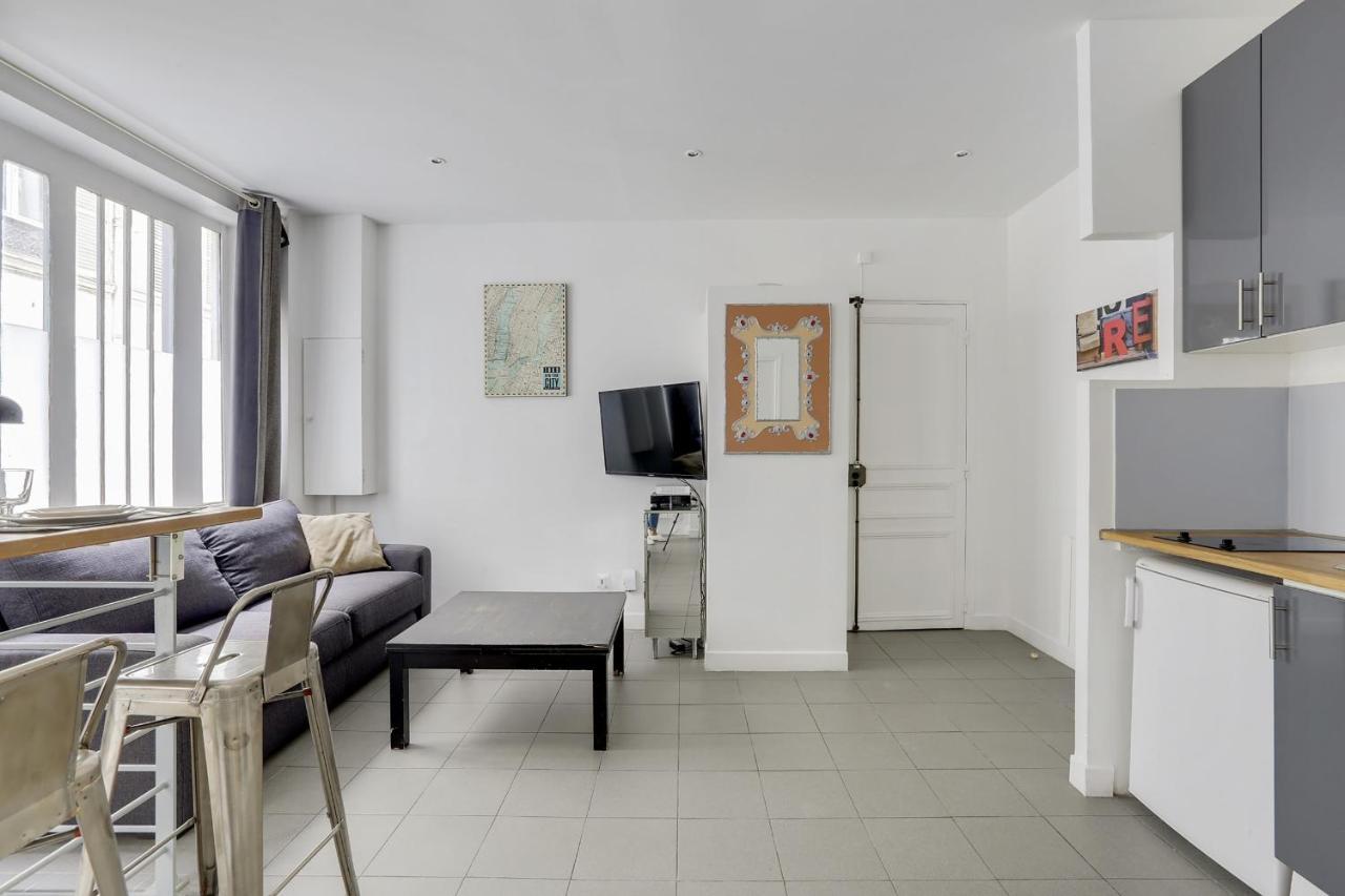 170 Suite Angouleme Large Duplex Style Apt With1 Bdr Paris Central Dış mekan fotoğraf